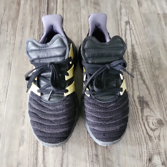 Men’s Adidas Sobakov Boost Core Black Gold Metallic Carbon D98155 size 8.5 - Picture 8 of 8